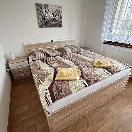 Dum V Ceskem Raji Ferienhaus *